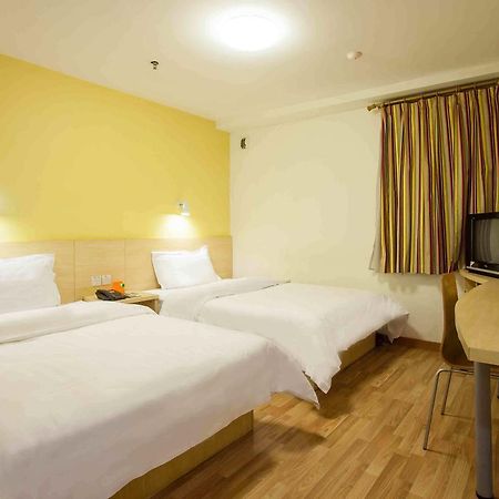 7Days Inn Beijing Xuanwumen Niujie Street Exterior photo