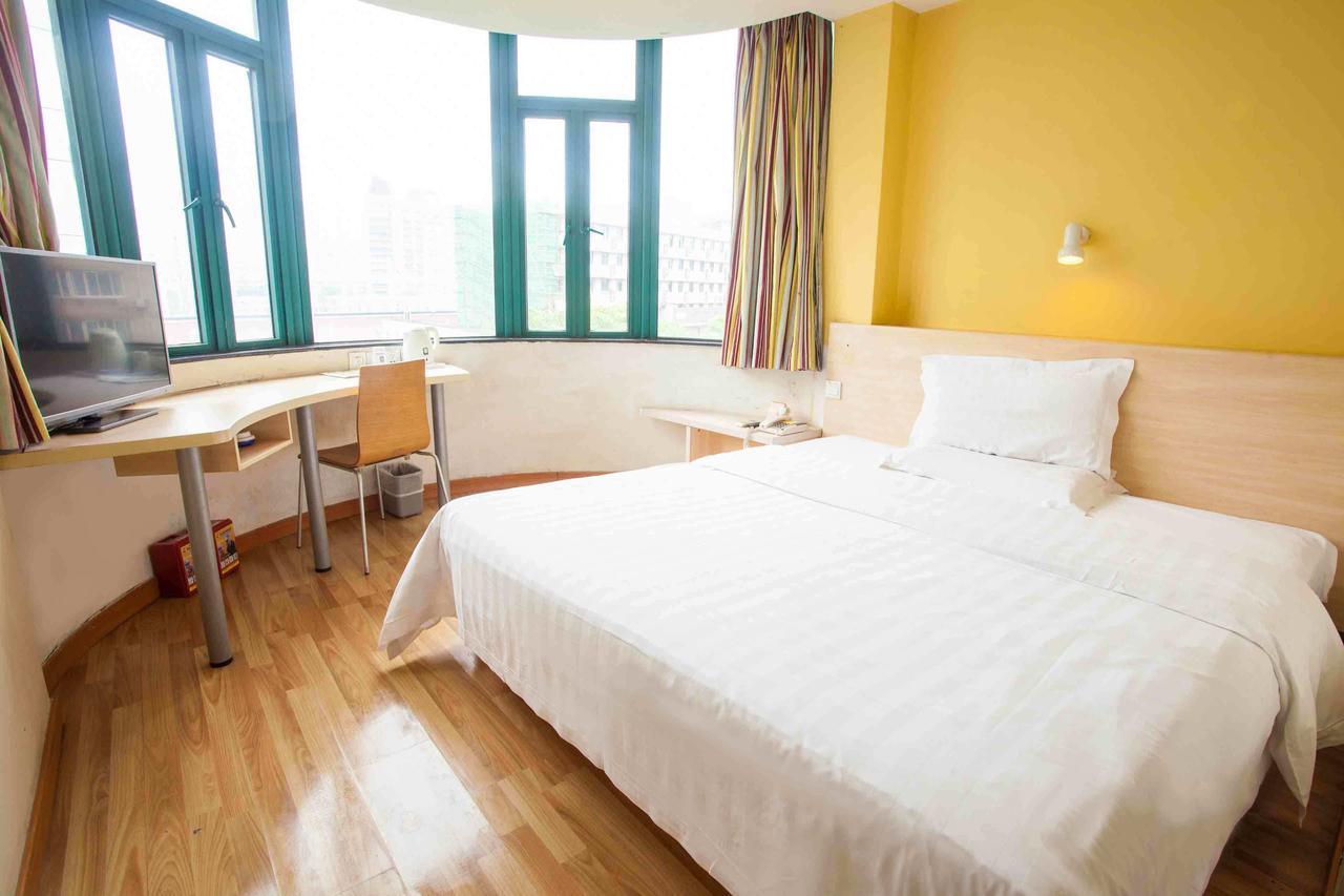 7Days Inn Beijing Xuanwumen Niujie Street Exterior photo